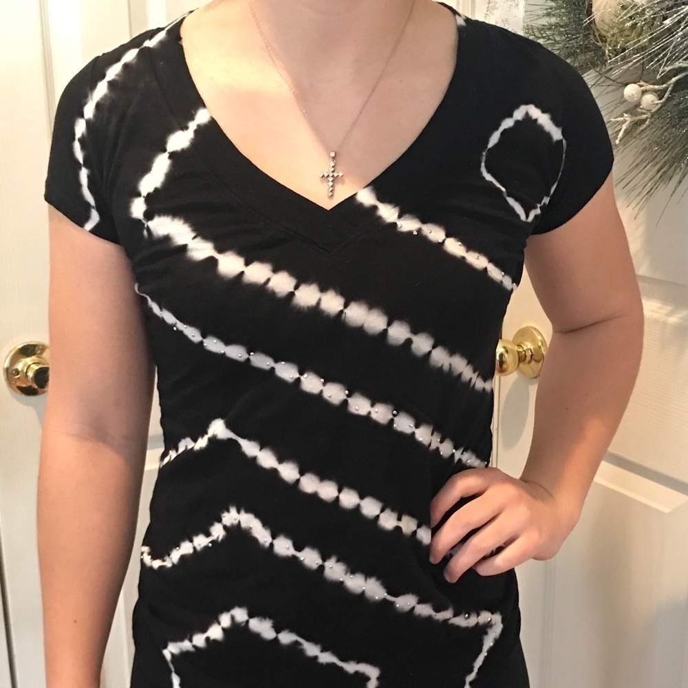 INC black and white cotton and rayon top